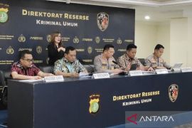 Polda Metro Jaya hentikan penyidikan kasus tiga tersangka kasus laporan ijazah palsu Jokowi