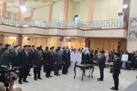 Bupati HSU lantik puluhan pejabat