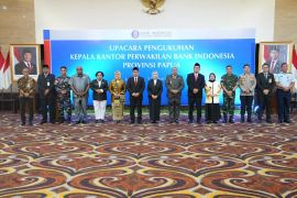 Deputi Gubernur Bank Indonesia kukuhkan Warsono jadi Kepala KPw BI Papua