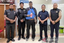 Imigrasi Meulaboh deportasi WNA Malaysia overstay 237 hari di Aceh