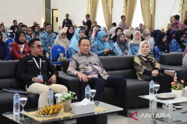 Gubernur Gorontalo optimistis kasus anak tidak sekolah dapat teratasi