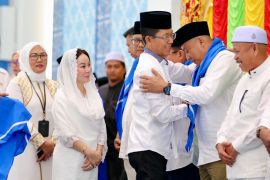 Pemkot Batam lepas 639 calon haji untuk keberangkatan haji 2026