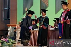IAKN Tarutung wisuda 197 lulusan sarjana hingga doktor