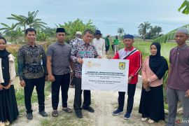 Regal Springs Indonesia bangun jembatan penghubung desa, dorong produktivitas petani