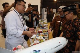 Garuda siapkan menu khas Minangkabau untuk calon haji