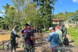 TNI bangun Jembatan Garuda untuk buka isolasi warga Aceh Tengah