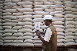 Stok beras nasional stabil