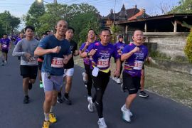 Kapolda Lampung pimpin 108 personel ikuti Kemala Run 2026 di Bali
