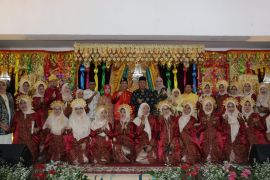 Gubernur Babel hadiri Festival Bedulang IKMB