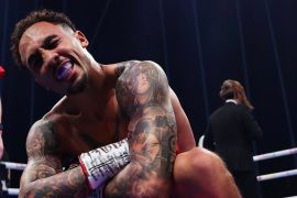 Peraih medali perak Olimpiade Ben Whittaker menang KO atas Suarez di ronde pertama