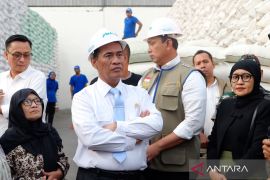 Mentan pastikan stok pangan nasional siap hadapi El Nino