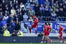 Liverpool menang dramatis 2-1 atas Everton