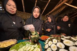 Pemkab Banyuwangi berkomitmen lestarikan kuliner masyarakat Osing