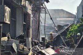 75 personel padamkan kebakaran di Gedung D Kemendagri Jaksel