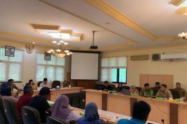 DPRD Tarakan RDP dengan Karyawan PT Meris Abadi Jaya yang Diberhentikan