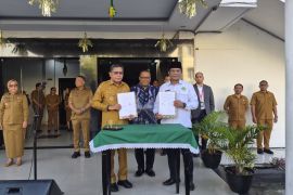 Perkuat literasi madrasah, Pemkot Ambon-Kemenag kerja sama penyediaan buku