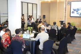 Kemenkum NTT sosialisasikan manfaat legalisasi apostille bagi publik