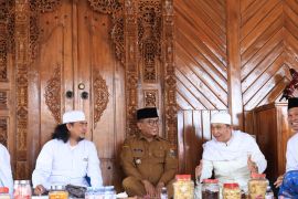 Gubernur Banten: Teladani ulama untuk bangun masyarakat religius