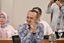 Legislator nilai penguatan industri lindungi penyerapan tenaga kerja