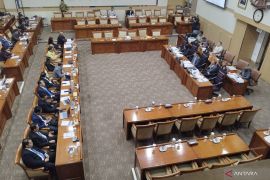 Komisi III DPR menargetkan RUU Advokat jadi kebangkitan kedua profesi