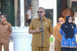 Pemprov Sumbar lepas 108 ASN calon jemaah haji, Sekda tekankan jaga integritas dan nama baik daerah