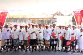 Festival Ketog Semprong di Tabanan berlangsung meriah