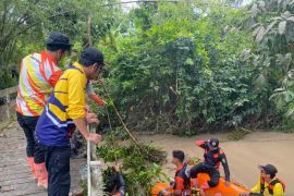 Pemkab Tapin percepat normalisasi sungai usai banjir lumpur