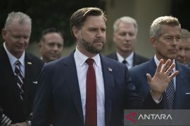 Trump "lebih suka" Vance daripada Rubio jadi ketua Partai Republik