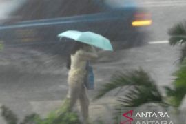 BMKG prakirakan cuaca hari ini hujan di berbagai kota besar, Pangkalpinang hujan ringan