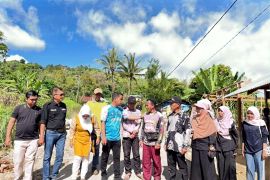 Pemkot Solok realisasikan bantuan Presiden ke korban bencana banjir