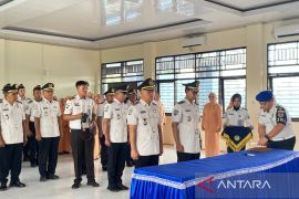 Kakanwil Ditjenpas Sultra Lantik Mustar Taro Jadi Kepala Bapas Baubau