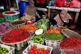 Cabai rawit mahal, ini daftar lengkap harga pangan hari ini