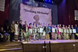 Tembang Alit Kartini": Tribut untuk Satu Abad Rahmi Hatta
