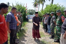 TNI bangun jembatan aramco di Pidie, untuk mudahkan warga bawa hasil pertanian