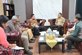 Pemkot Kupang membahas kerja sama perlindungan aset dengan Jasindo