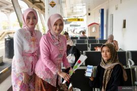 Sapa Kartini, KAI Divre II Sumbar beri apresiasi kepada penumpang perempuan