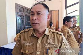 Drainase tersumbat sebabkan Pasar Parenggean terendam