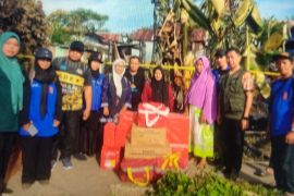 Gubernur Sulsel bantu korban kebakaran di jalan Matalie Parepare