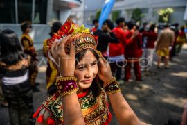 Foto: Karnaval dalam rangka Hari Kartini