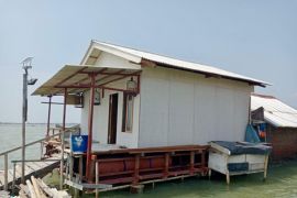 Jateng bangun 20 rumah apung bagi korban rob Demak