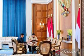 Luhut lapor hasil simulasi ke Prabowo, ekonomi stabil 3 bulan ke depan