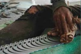 Cerita produksi pandai besi di Taratak yang meningkat 10 kali lipat