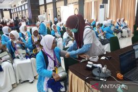 Dua calon haji asal Soppeng batal berangkat karena hamil dan sakit