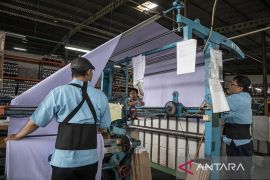 Ekspor tekstil RI Februari 2026 naik signifikan, pakaian jadi sumbang triliunan rupiah