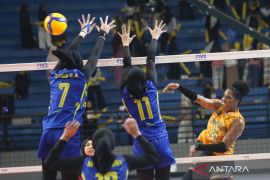 Jakarta Popsivo mengalahkan Jakarta Electric PLN