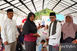 IKA UNAND salurkan bantuan kemanusiaan bagi penyintas banjir