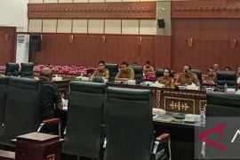 Pansus LPJ minta gubernur evaluasi kinerja OPD tingkatkan PAD