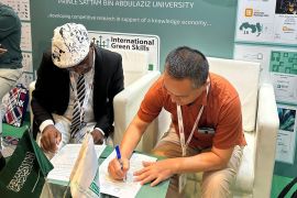 Akselerasi reputasi dunia, UMS dan Prince Sattam bin Abdulaziz University sepakati kerja sama strategis di Hong Kong