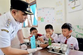 Satgas MBG Simalungun temukan sejumlah ketidaksesuaian proses di tiga SPPG Raya