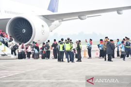 PPIH Palembang tunda keberangkatan tiga calon haji kloter 2 karena faktor kesehatan